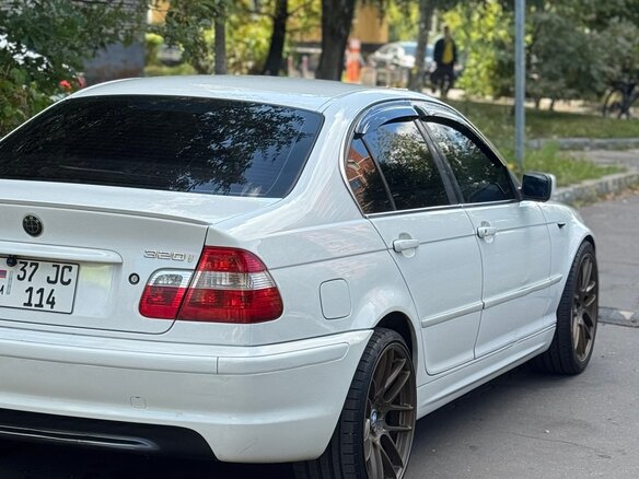 2003 BMW 3 серии 320i IV (E46) Рестайлинг, белый, 580000 рублей - вид 4