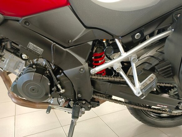 2014 Suzuki V-Strom 1000, красный, 630000 рублей - вид 16