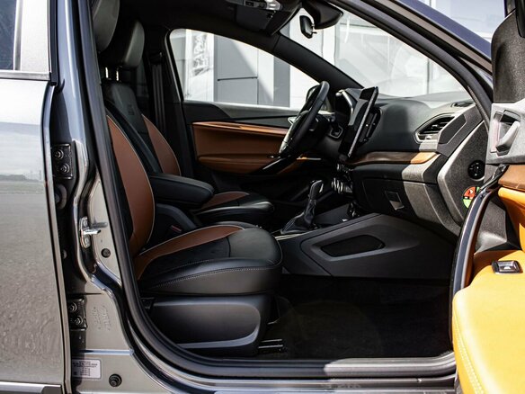 2026 Lada (ВАЗ) Vesta SW Cross I Рестайлинг (NG), серый, 2271000 рублей - вид 15