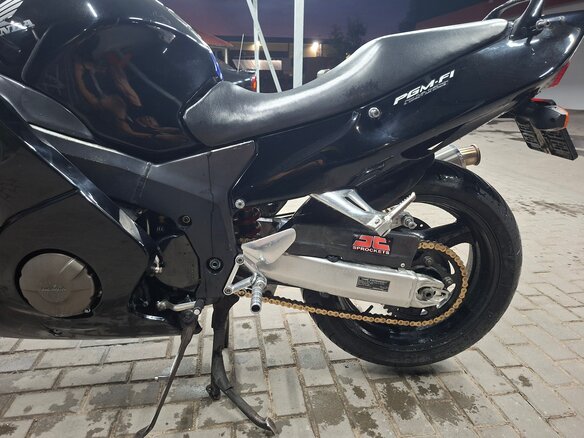 2001 Honda CBR 1100 XX, чёрный, 350000 рублей - вид 11