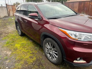 2014 Toyota Highlander III (XU50), красный, 2500000 рублей, вид 4