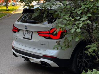 2021 BMW X3 30i xDrive III (G01) Рестайлинг, белый, 4300000 рублей, вид 3