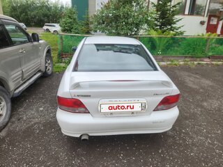 1998 Mitsubishi Galant VIII Рестайлинг, белый, 400000 рублей, вид 3
