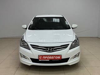 2014 Hyundai Solaris I Рестайлинг, белый, 920000 рублей, вид 2
