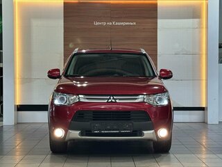 2014 Mitsubishi Outlander III Рестайлинг, красный, 1999990 рублей, вид 2