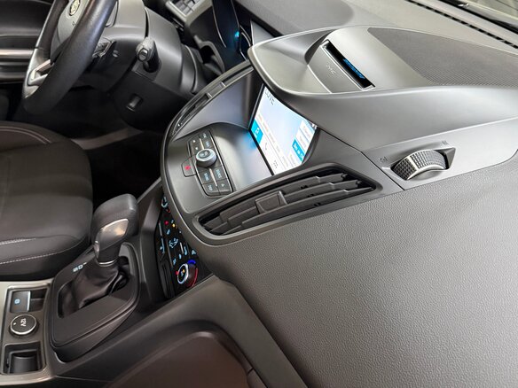 2017 Ford Kuga II Рестайлинг, серый - вид 9