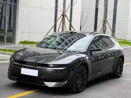2026 Audi E5 83 kWh, чёрный, 9400777 рублей, вид 1