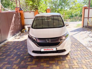 2019 Honda Freed II Рестайлинг, белый, 1470000 рублей, вид 1