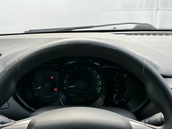 2015 Lada (ВАЗ) Vesta I, чёрный, 720000 рублей - вид 13