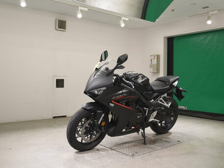2025 Honda CB 650R, чёрный, 1080000 рублей, вид 5