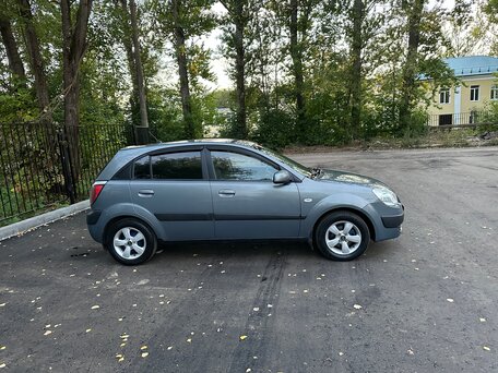 2009 Kia Rio II Рестайлинг, серый, 575000 рублей, вид 2