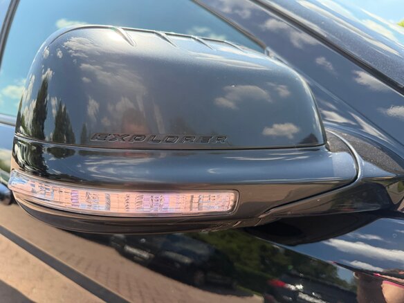 2018 Ford Explorer V Рестайлинг, чёрный, 3400000 рублей - вид 19