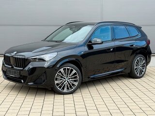 2023 BMW X1 18d sDrive III (U11/U12), чёрный, 3870000 рублей, вид 2