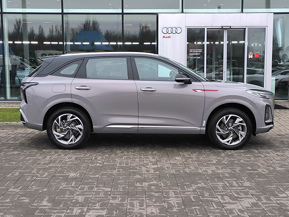 2025 Hongqi HS3, серый - вид 3