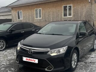 2014 Toyota Camry VII (XV50) Рестайлинг, чёрный, 3000000 рублей, вид 1