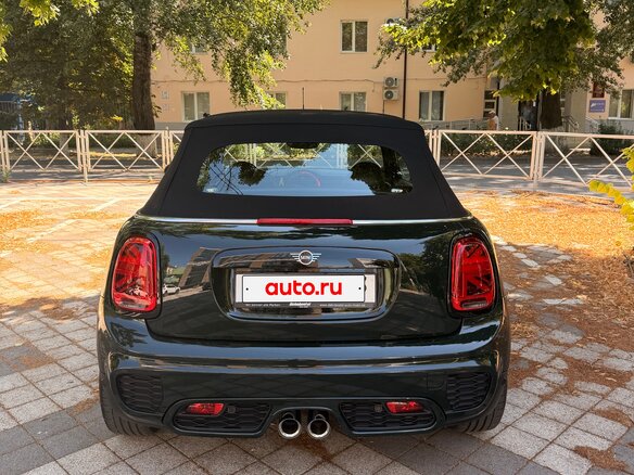 2021 Mini Cabrio JCW John Cooper Works III Рестайлинг, зелёный, 2750000 рублей - вид 6