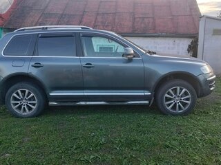 2003 Volkswagen Touareg I, серый, 600000 рублей, вид 2