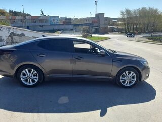 2013 Kia Optima III Рестайлинг, бежевый, 1360000 рублей, вид 2