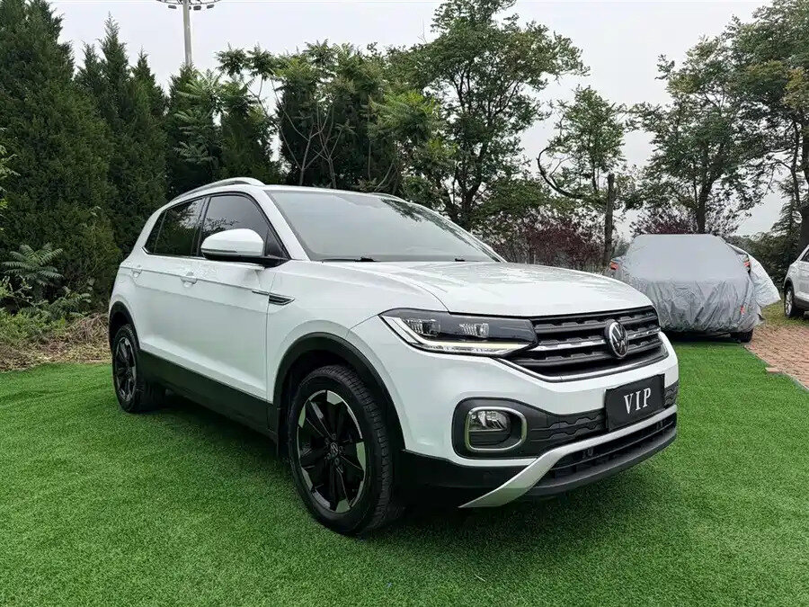 Открыть фотографии: Volkswagen Tacqua