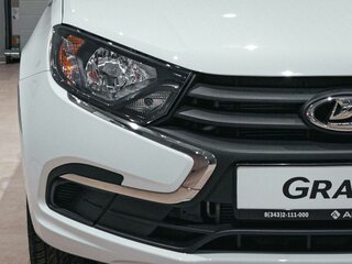 2026 Lada (ВАЗ) Granta I Рестайлинг, белый, 987000 рублей, вид 4
