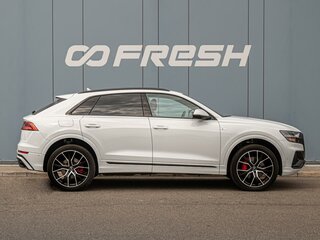 2021 Audi Q8 55 TFSI I (4M), белый, 7625000 рублей, вид 5
