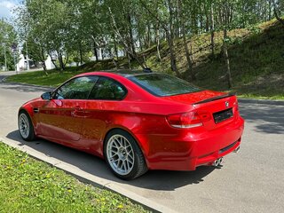 2008 BMW M3 IV (E90), красный, 3999999 рублей, вид 2