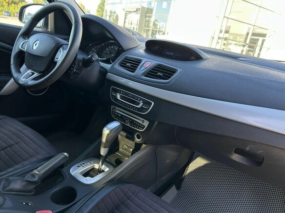 2010 Renault Fluence I, серый, 530000 рублей - вид 8