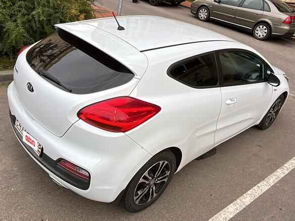 2014 Kia Ceed II, белый, 990000 рублей - вид 9