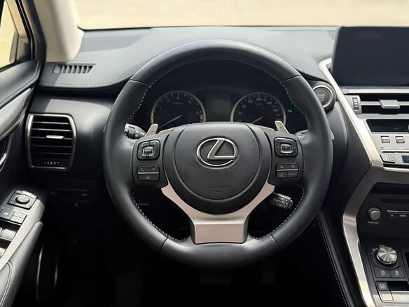 2021 Lexus NX 200 I Рестайлинг, белый - вид 10