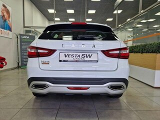 2026 Lada (ВАЗ) Vesta SW Cross I Рестайлинг (NG), белый, 2023000 рублей, вид 3