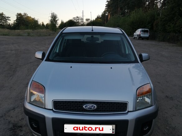 2008 Ford Fusion I Рестайлинг, серебристый, 495000 рублей - вид 3