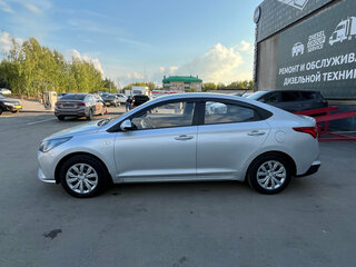 2021 Hyundai Solaris II Рестайлинг, серый, 1450000 рублей, вид 4