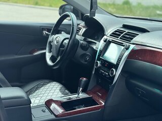 2012 Toyota Camry VII (XV50), серебристый, 1000000 рублей, вид 4