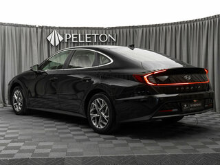 2021 Hyundai Sonata VIII (DN8), чёрный, 2270000 рублей, вид 4