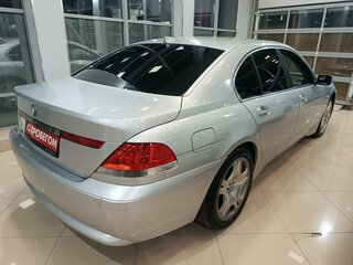 2002 BMW 7 серии 745i IV (E65/E66), серебристый, 539000 рублей, вид 4