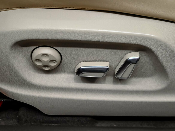 2013 Audi Q5 I (8R) Рестайлинг, красный, 1700000 рублей - вид 13