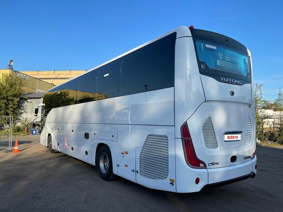 2025 Yutong ZK6128H, белый - вид 38