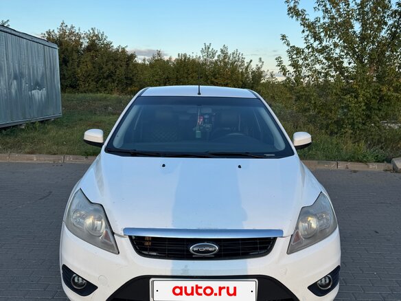 2008 Ford Focus II Рестайлинг, белый, 355000 рублей