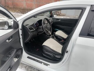 2019 Hyundai Solaris II, белый, 1370000 рублей, вид 5
