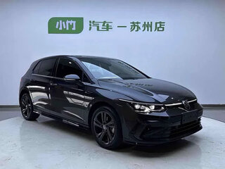 2023 Volkswagen Golf VIII, белый, 1600000 рублей, вид 2