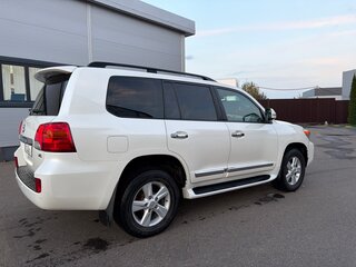 2012 Toyota Land Cruiser 200 Series Рестайлинг 1, белый, 3800000 рублей, вид 4