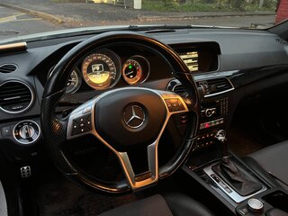 2012 Mercedes-Benz C-Класс 200 III (W204) Рестайлинг, белый, 1400000 рублей, вид 4