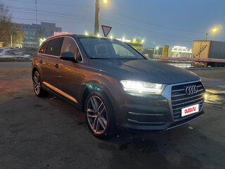 2015 Audi Q7 II (4M), серый, 3700000 рублей, вид 3