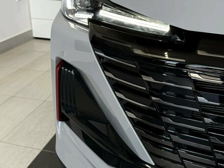 2025 Changan UNI-S I, белый, 3179900 рублей, вид 5