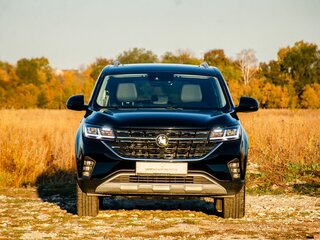 2024 Forthing T5 I, чёрный, 1690000 рублей, вид 3