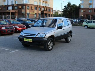Chevrolet Niva I