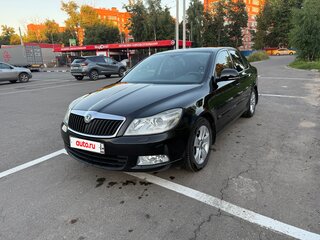 2010 Skoda Octavia II (A5) Рестайлинг, чёрный, 990000 рублей, вид 1