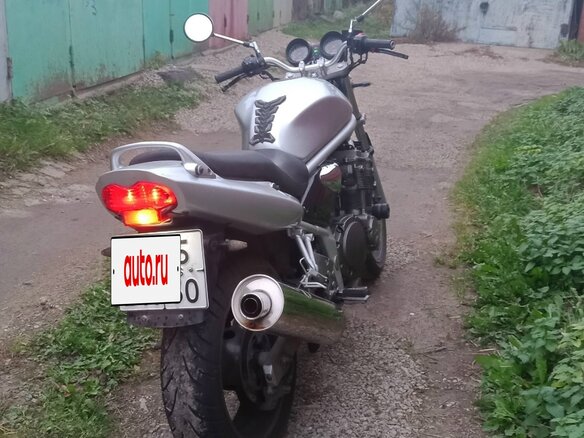 2004 Suzuki Bandit GSF 600, серебристый, 350000 рублей - вид 5