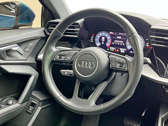 2022 Audi A3 Sportback 35 TFSI IV (8Y), синий, 2000678 рублей - вид 12