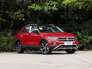 2026 Volkswagen T-Roc I (China Market) Рестайлинг, красный, 2390000 рублей, вид 3